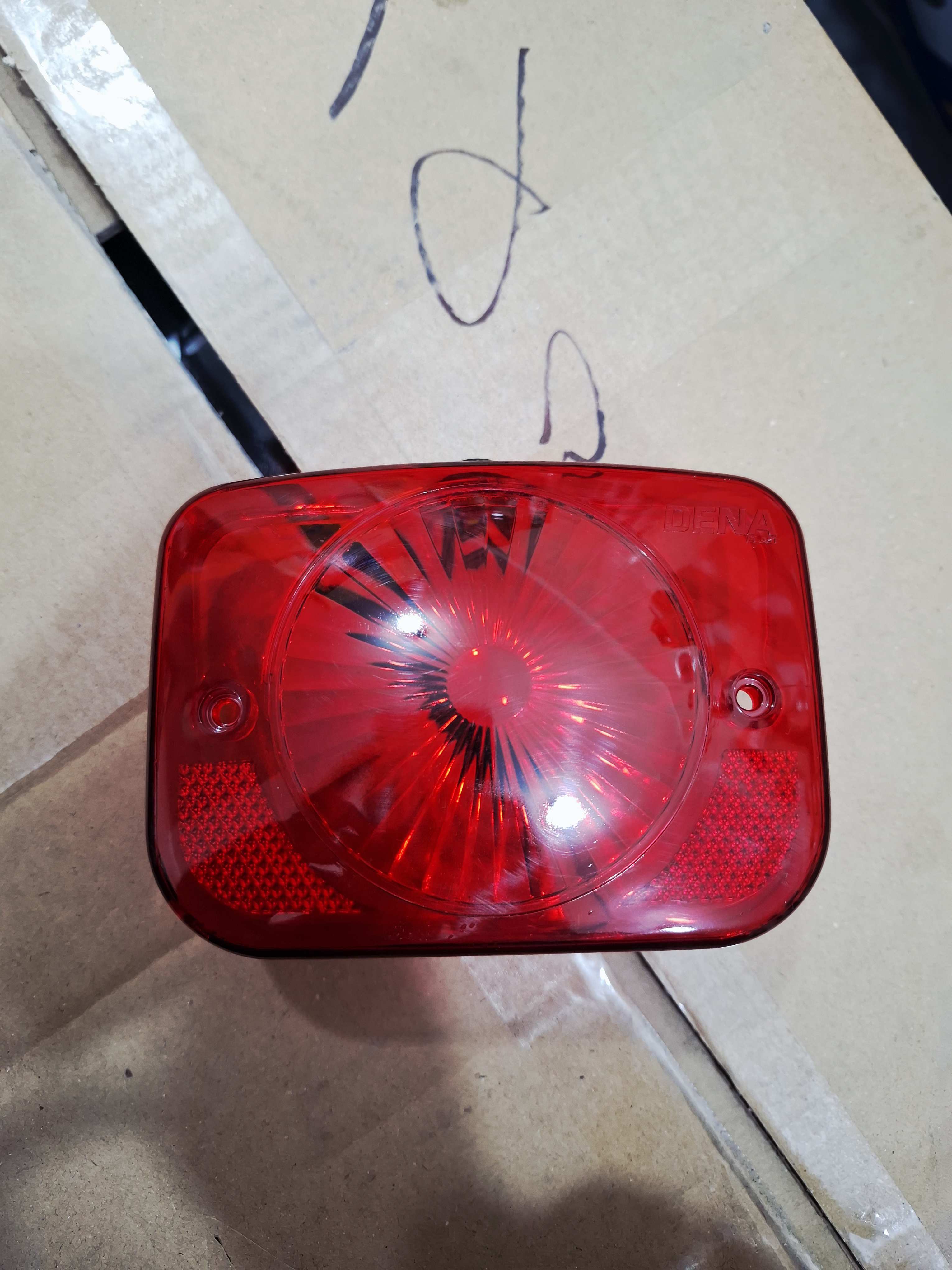 تصویر شیشه چراغ خطر پرواز احسان تمام قرمز مناسب هوندا برند TEKNO 