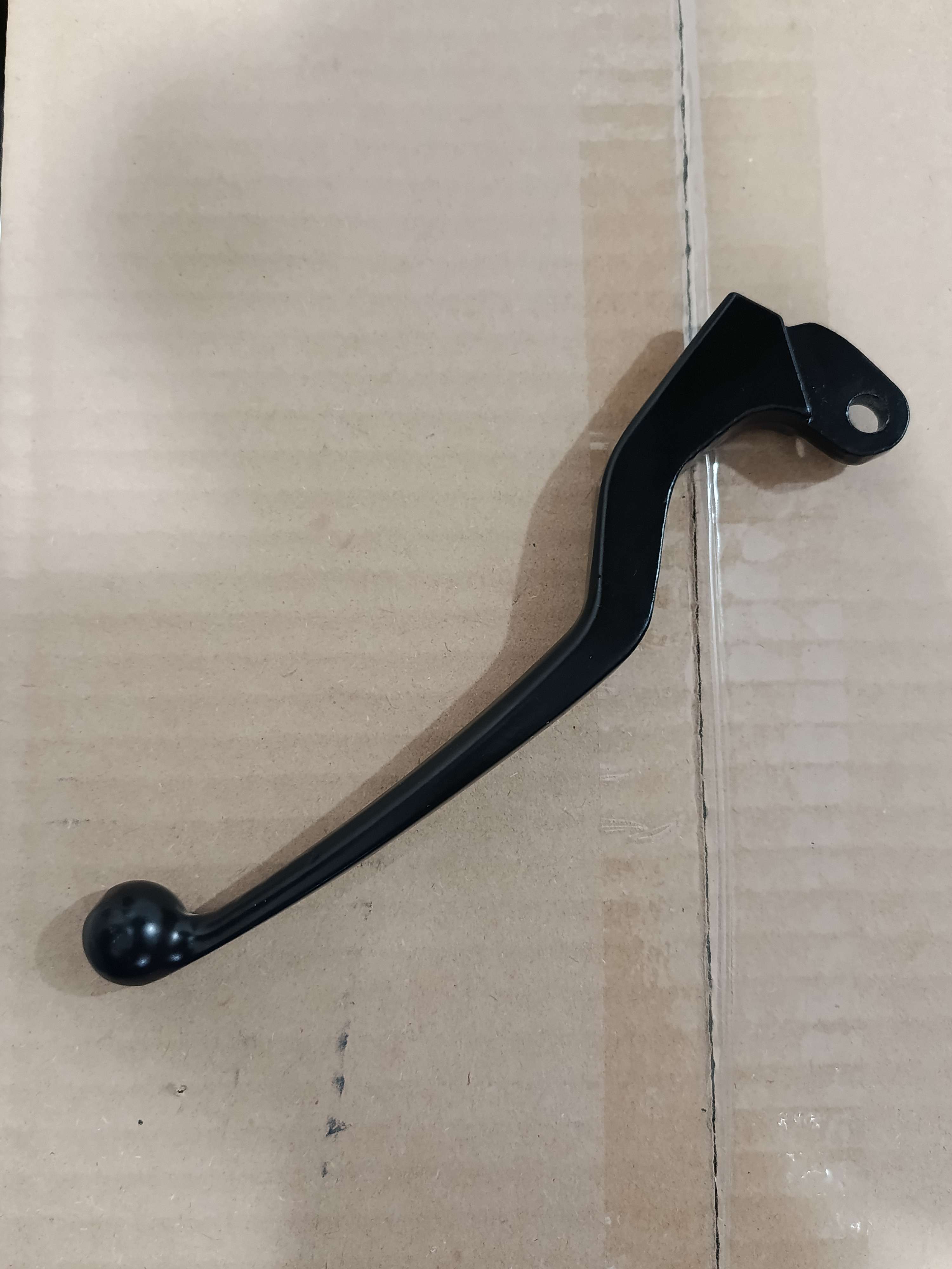 کتی کلاچ نیکتاز