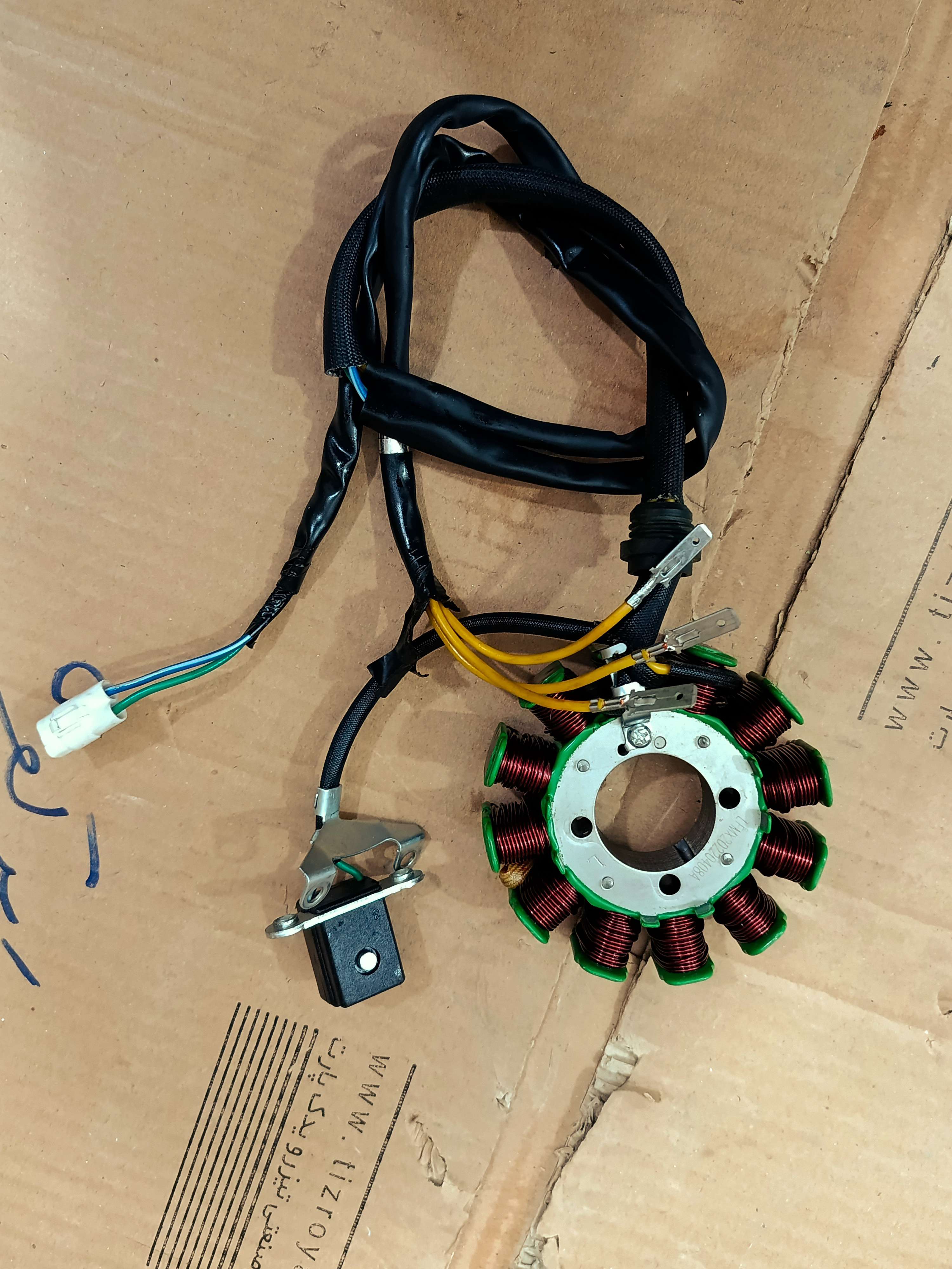 بوبین برق موتورسیکلت هوندا انژکتوری مدل 12 بوبین فابریک کارخونه لیفان (دور بزرگ)
