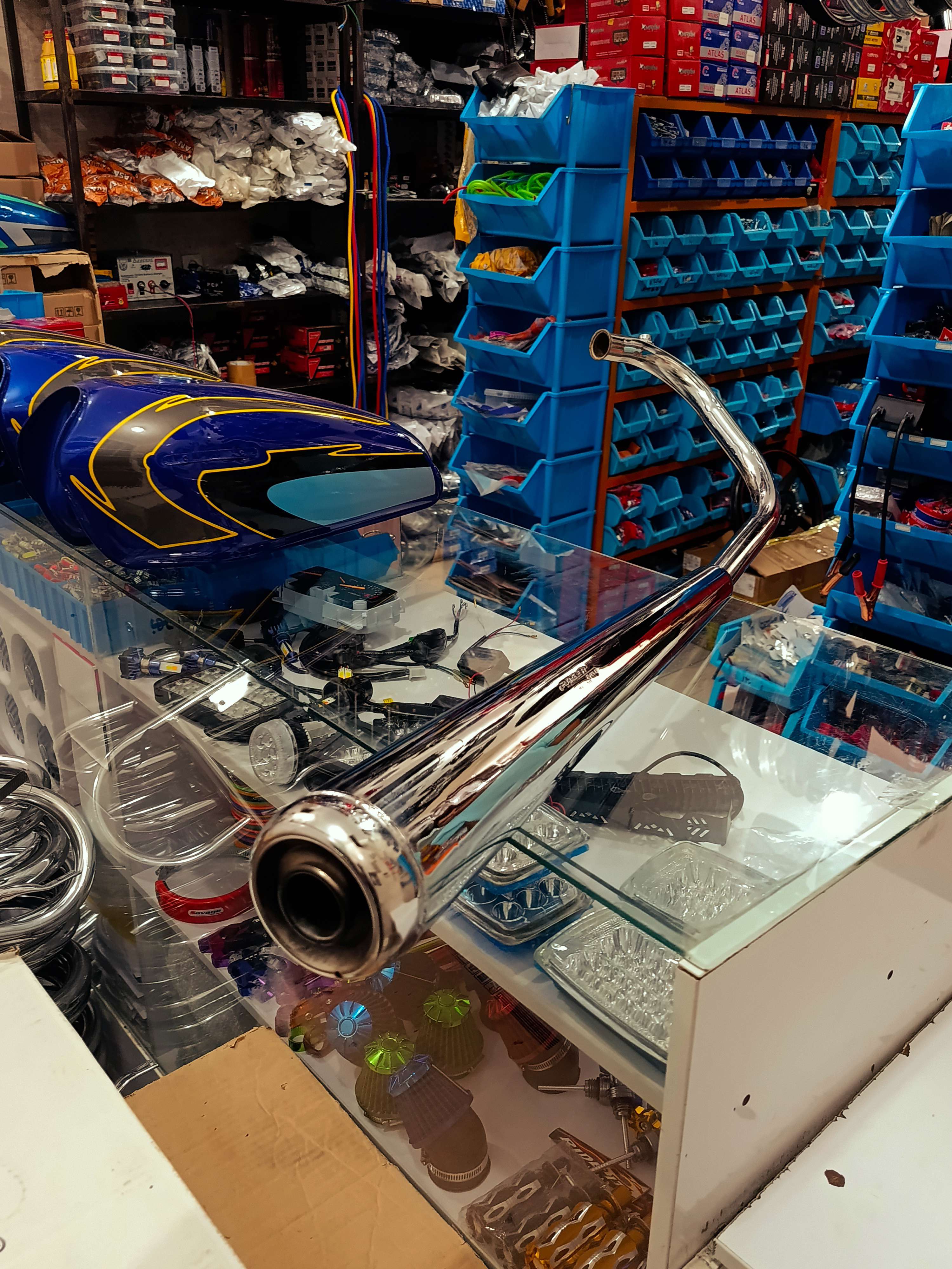 اگزوز هوندا - s1000 دهنه گشاد برند REYSER کد 1218 انژکتور
